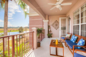 Stunning LAKEVIEW Condo wPrivate Balcony